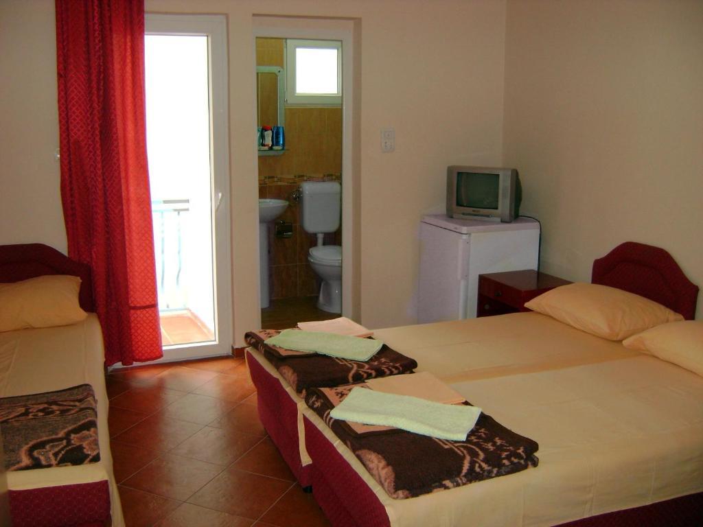 Hotel Adria Bar Pokoj fotografie